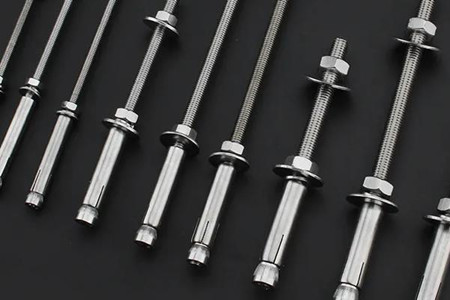 超長螺栓連接時是否需要特殊工具？扳手不可少！